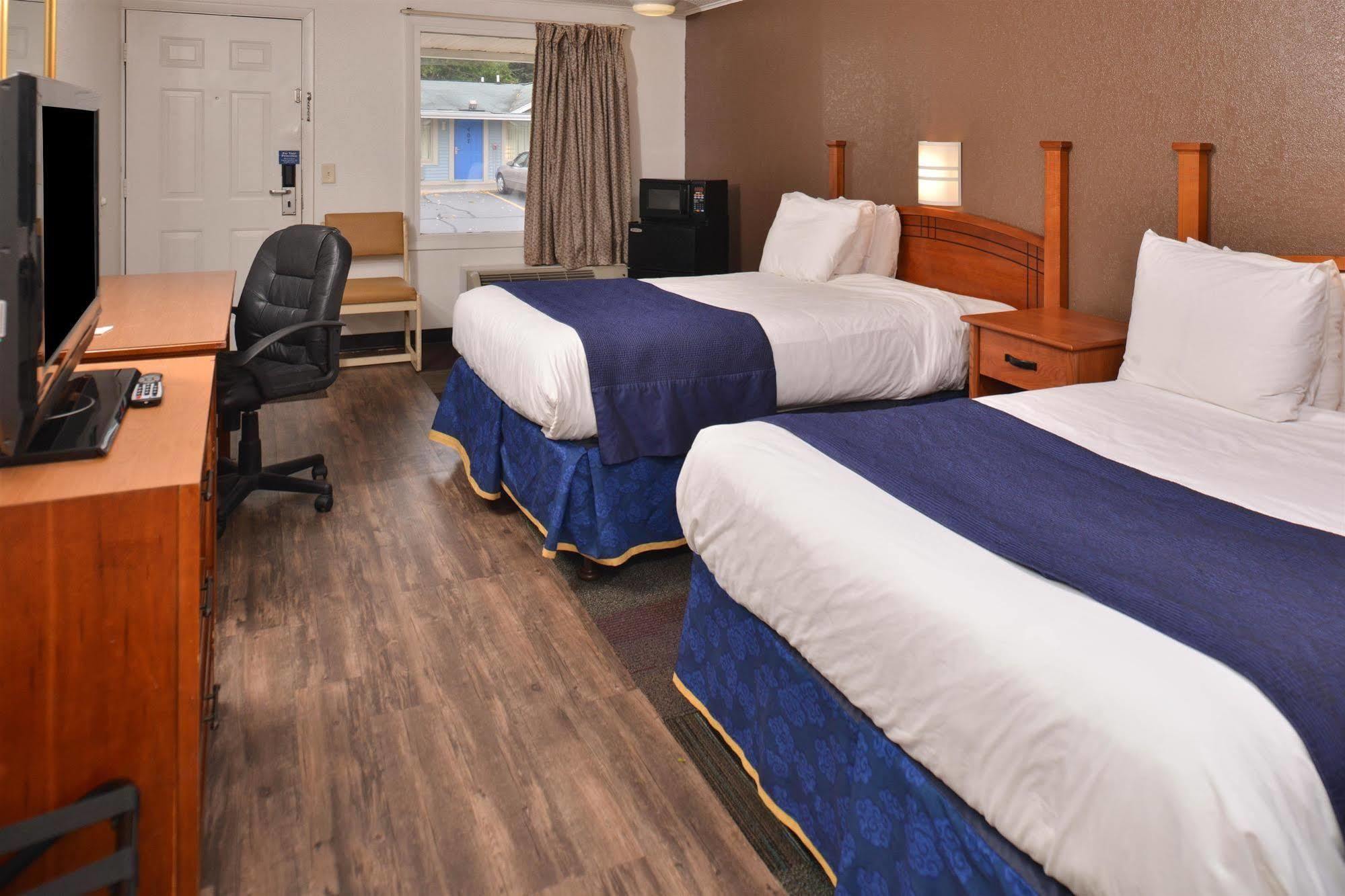 Americas Best Value Inn & Suites Jackson Ngoại thất bức ảnh