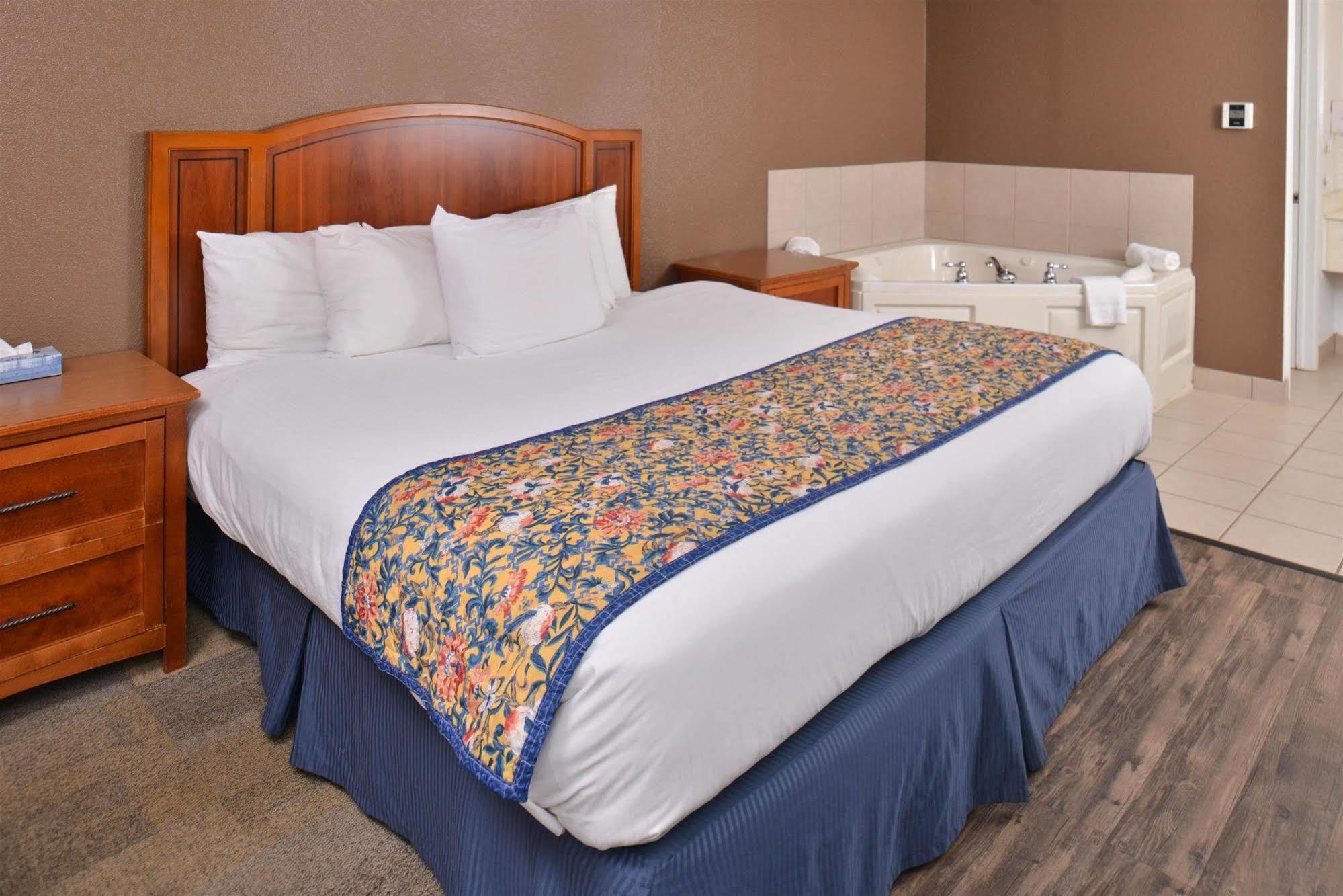 Americas Best Value Inn & Suites Jackson Ngoại thất bức ảnh